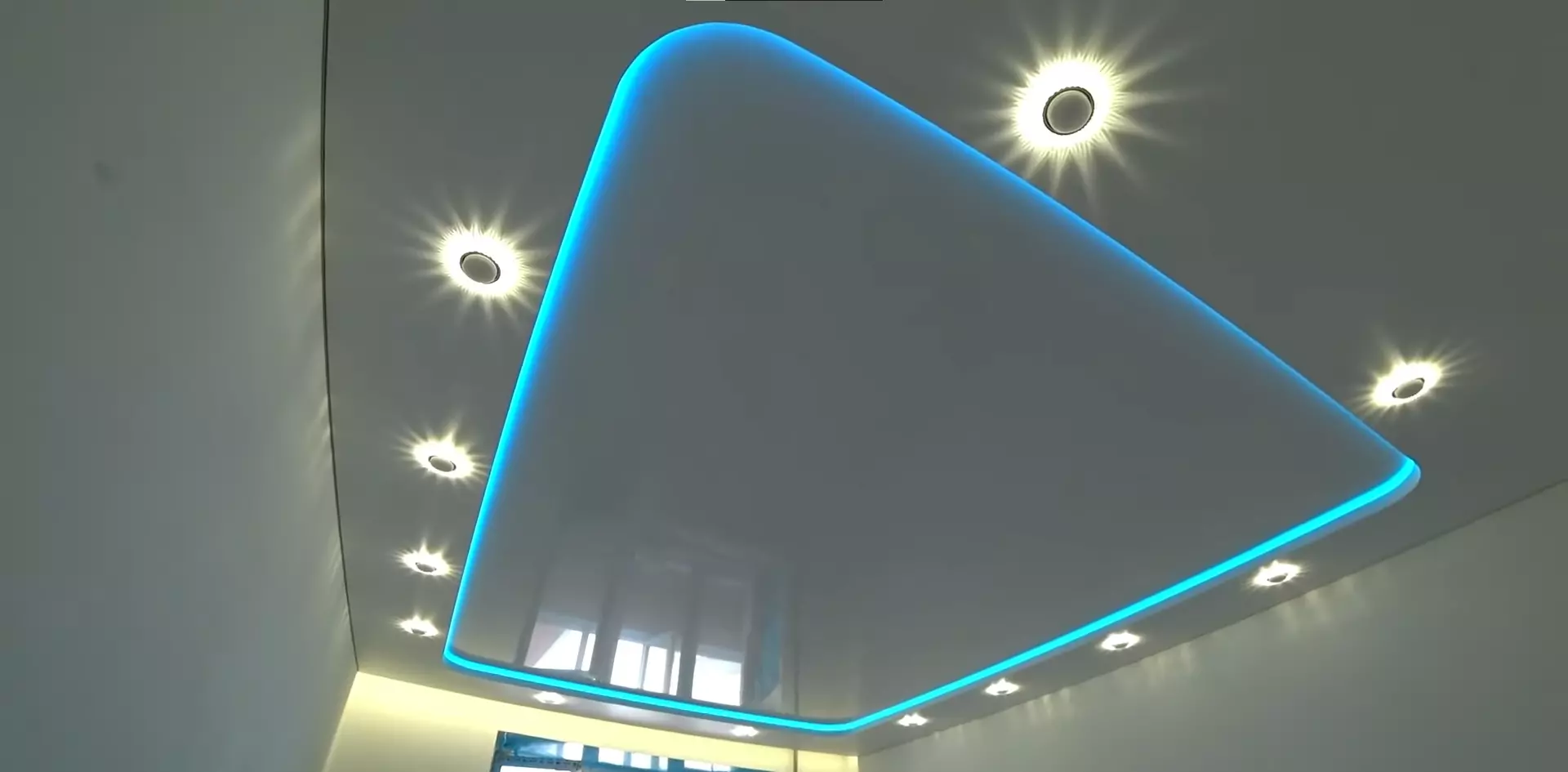 Нефтеюганск, 8-й микрорайон, 1, фото 1